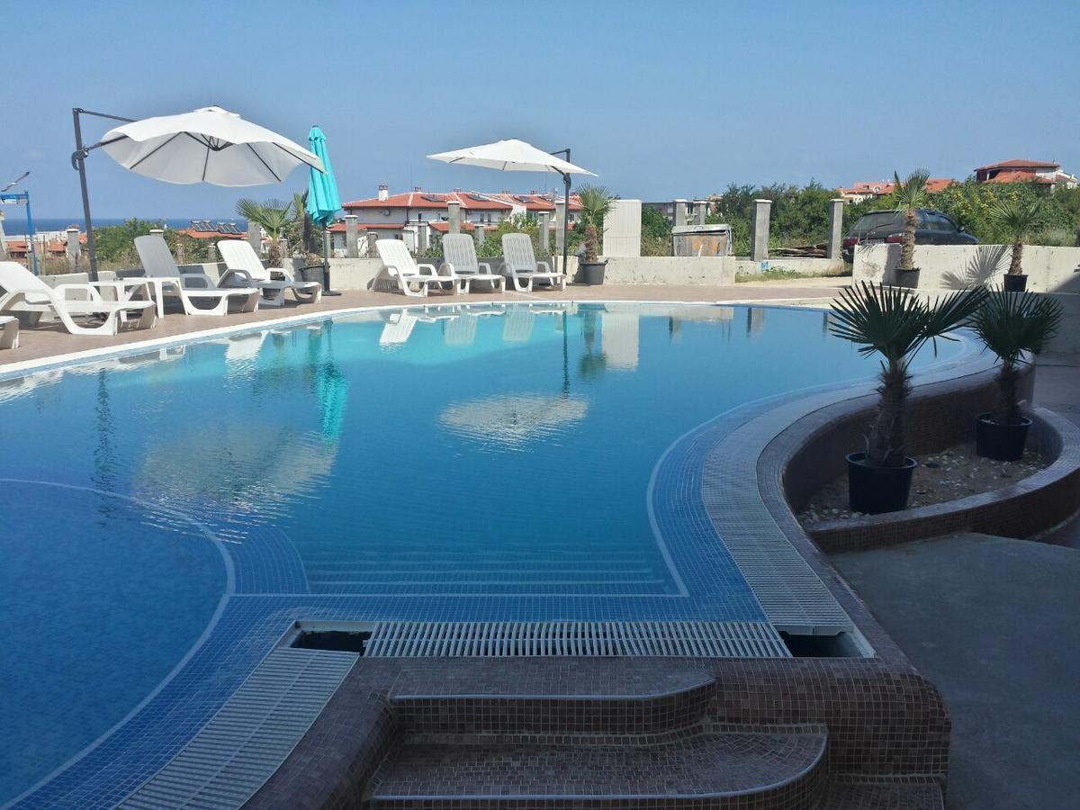 Taai Hotel Sozopol Buitenkant foto