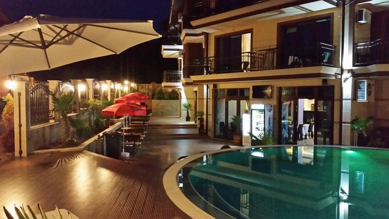 Taai Hotel Sozopol Buitenkant foto